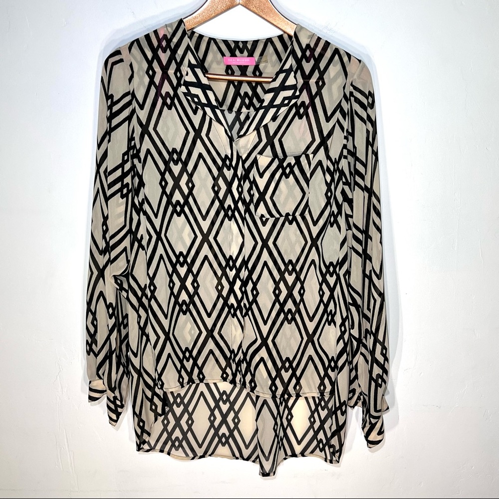 Isaac Mizrahi Geometric Pattern Button Down - Size 8